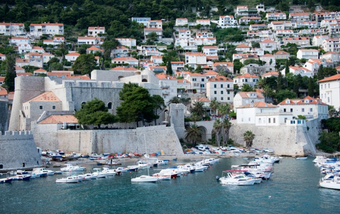 Marina - forte e entrada sul