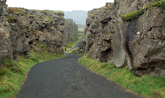 site_pingvekir_almannagja