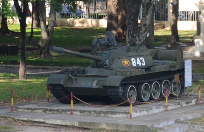 tanque no Palácio da Reunificação