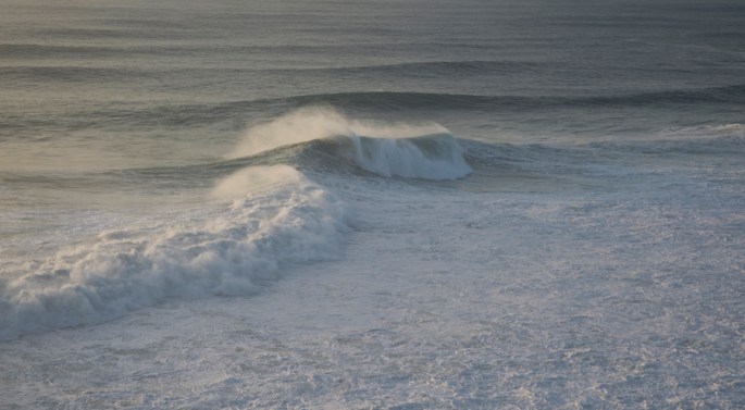 Ondulação na Praia do Norte
