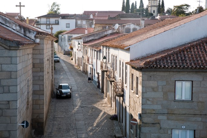 Rua em Almeida