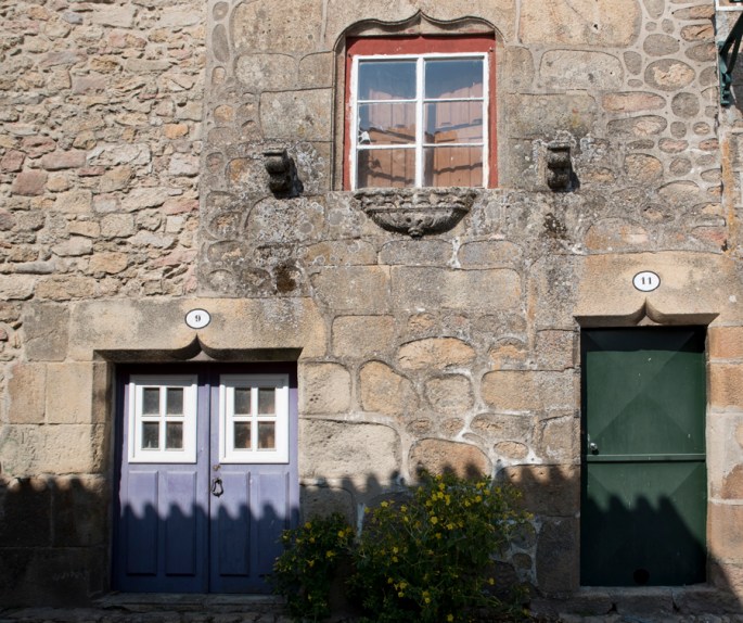 Casa com janela manuelina