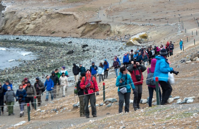 Passagem para os visitantes