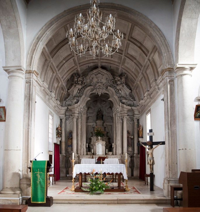 Altar da Igreja da Senhora do Ó
