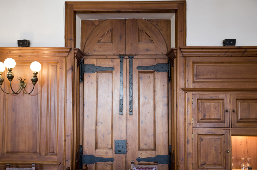 Portas originais de riga