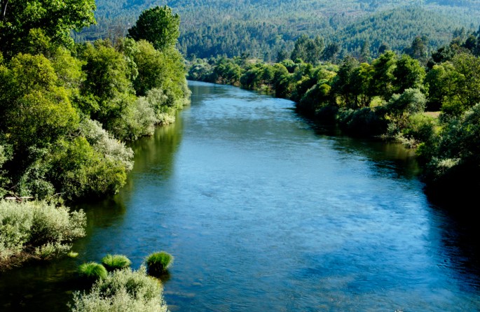 O Zêzere visto da ponte