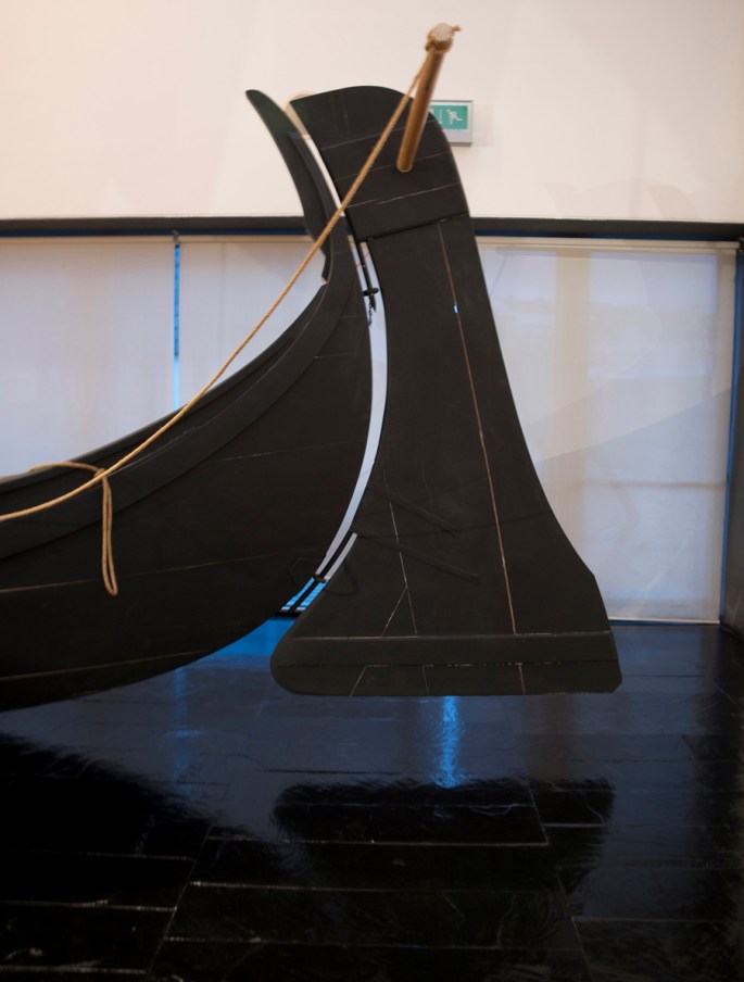 Detalhe de uma das embarcações tradicionais de madeira