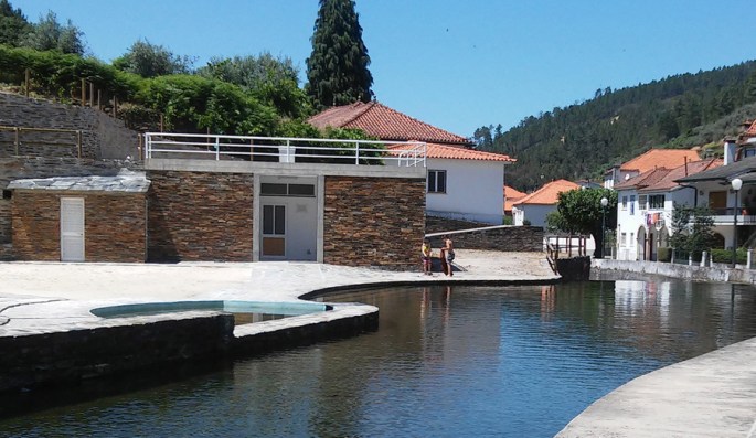 Praia fluvial de Benfeita