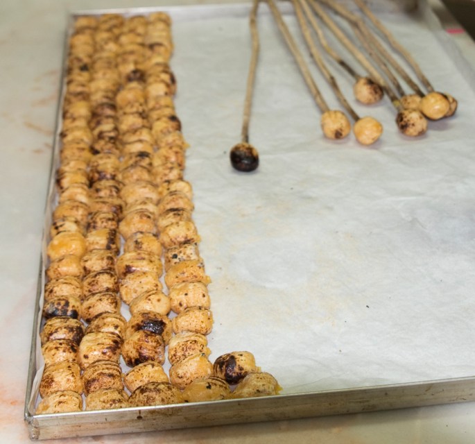 Castanhas assadas de ovos