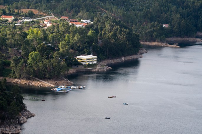 Praia fluvial na Albufeira do Cabril