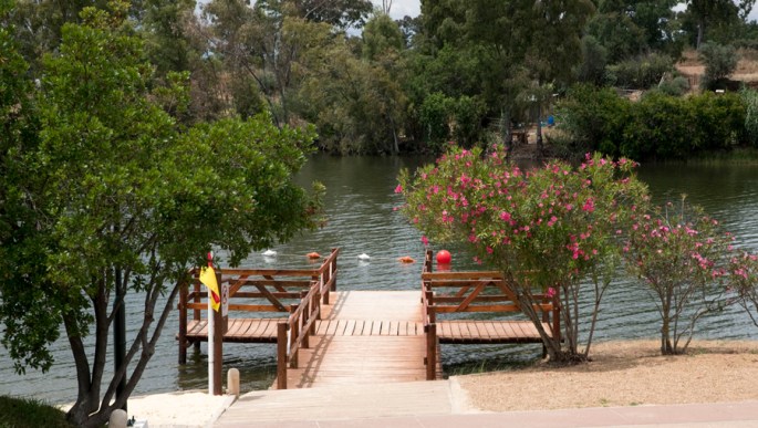 Cais de acesso à albufeira