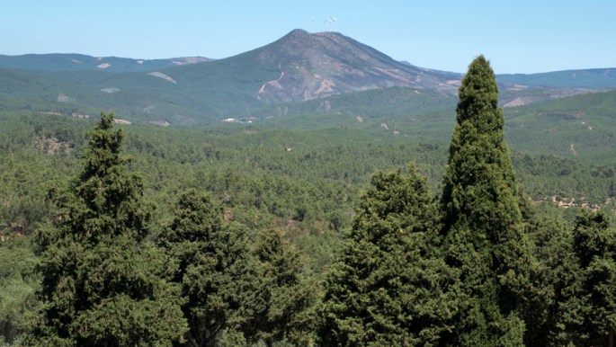 Vista para as serras do alto do campanário