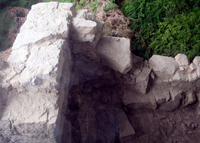 Ruínas das antigas muralhas