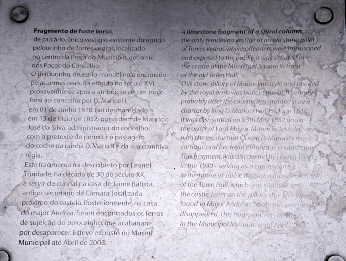 Breve descrição no local sobre o pelourinho