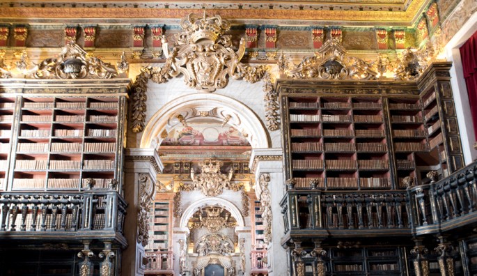 O simbolo real nas três salas