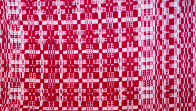 As cores fortes das colchas de S. Jorge