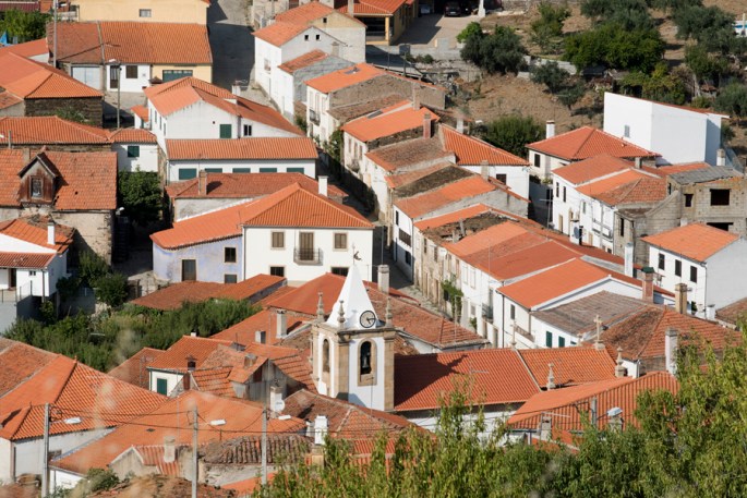 Vista do casario de Castelo Melhor