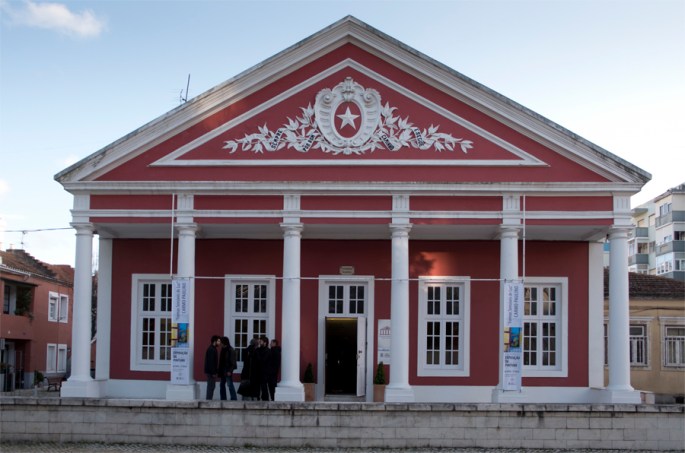 Escola no Bairro Grandella em Benfica, Lisboa