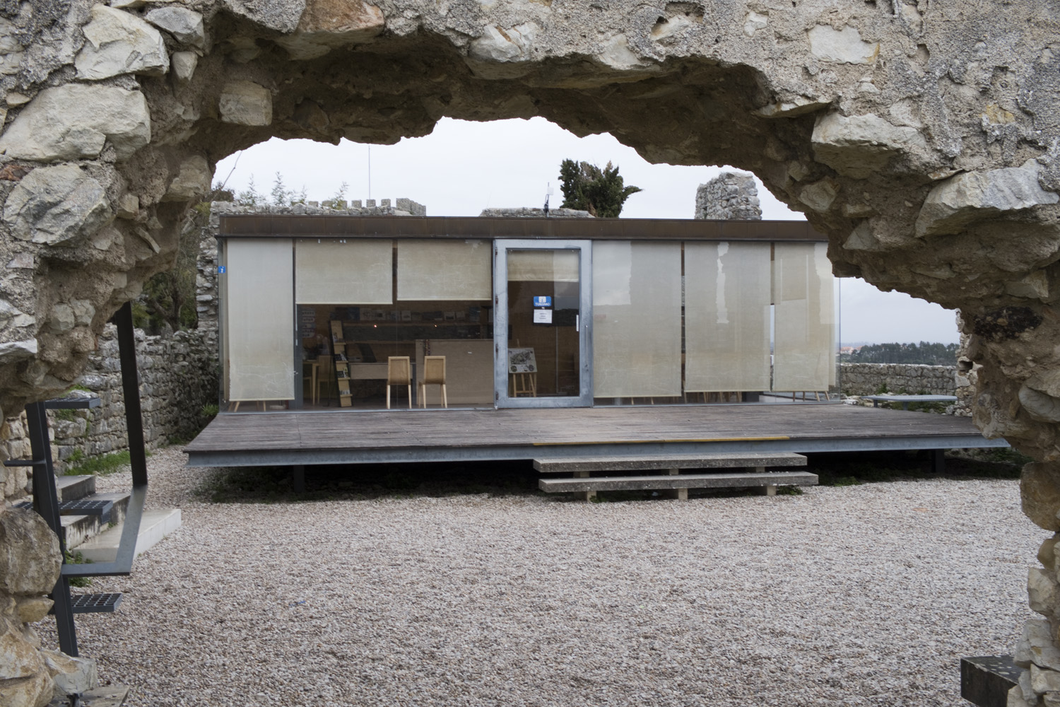 No Paço encontra-se o Posto de Turismo