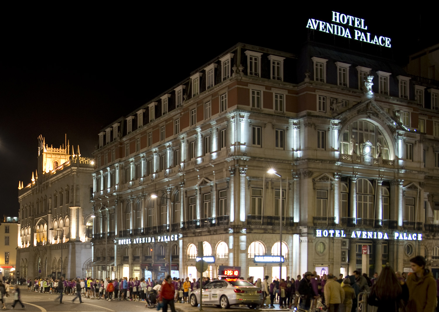 Estação e Hotel Avenida Palace