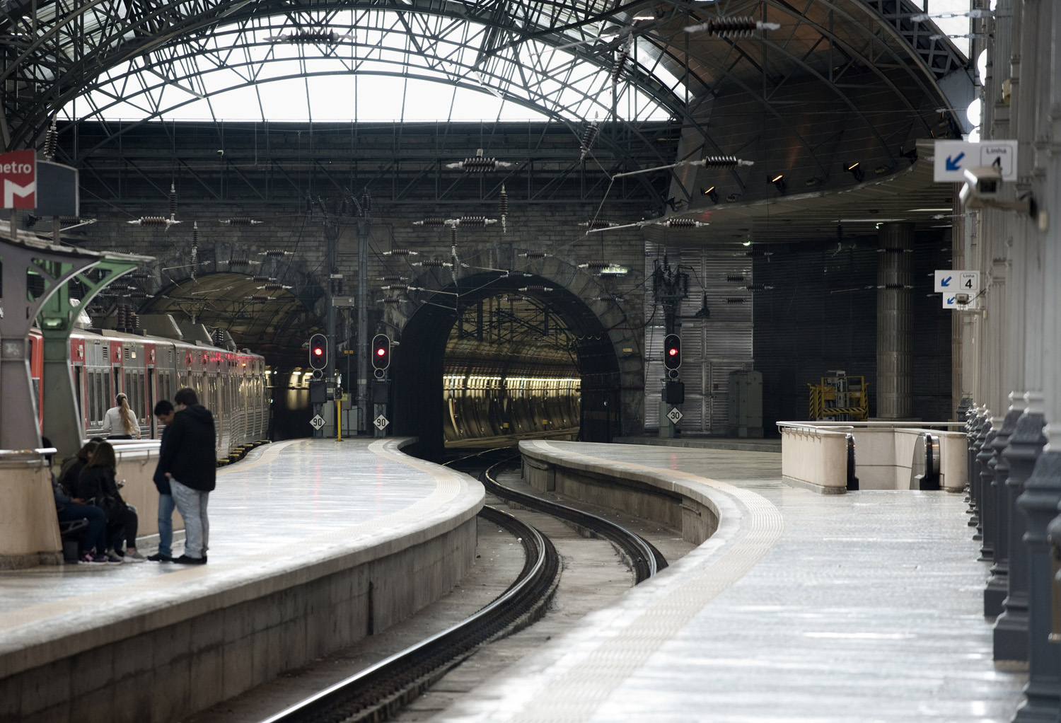 O maior túnel ferroviário em Portugal