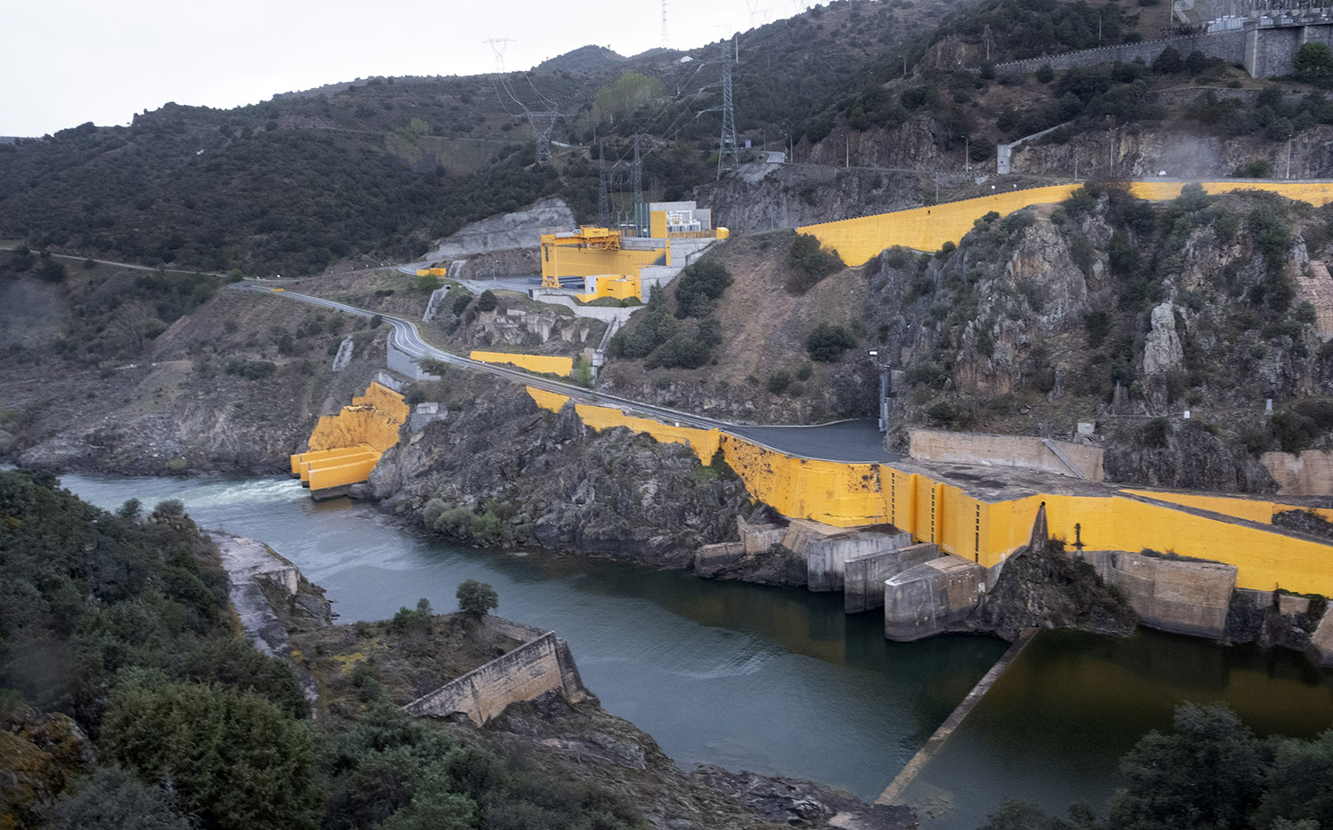 O Douro depois de passar as comportas