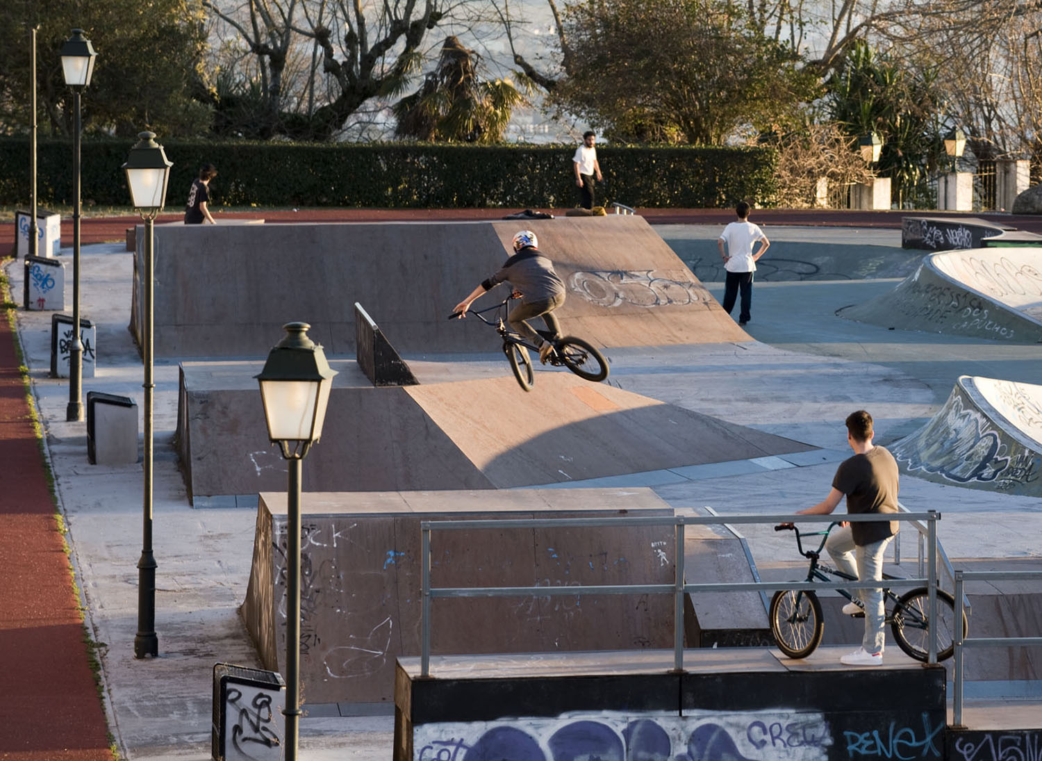 Vizinho da fortaleza está um parque de desportos radicais