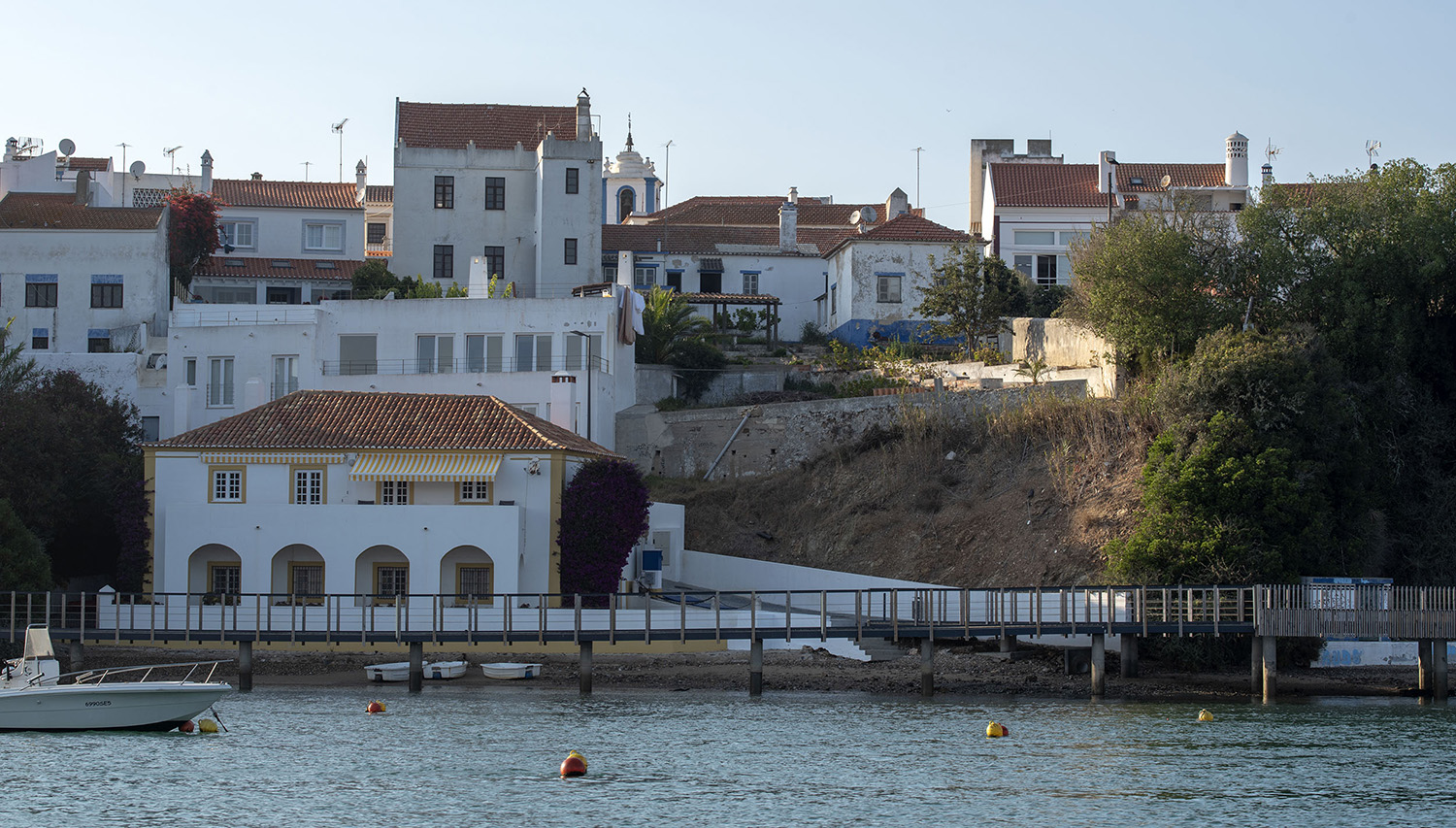 Cais em Vila Nova de Mil Fontes