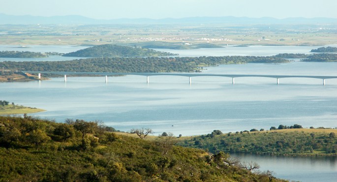 Alqueva, ligação rodoviária a Mourão