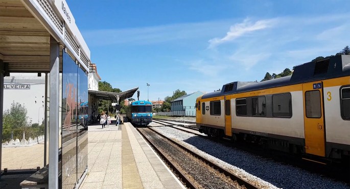 site_linha_oeste_malveira_comboios