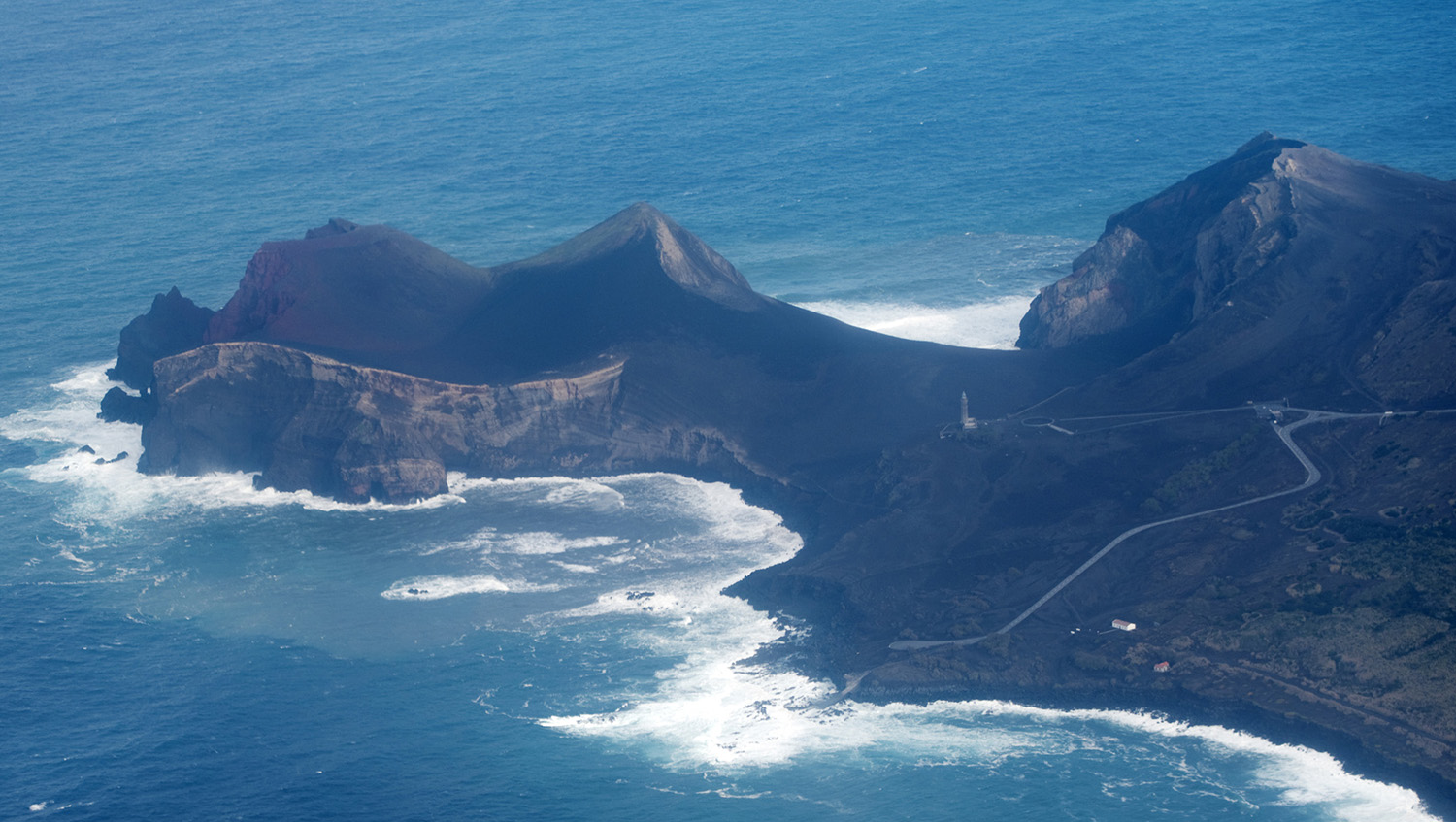 site_faial_aerea_capelinhos_4297